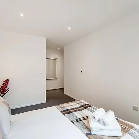 Fully Serviced Two Bed Apartment By Excel & O2 London Exterior photo