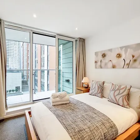 Fully Serviced Two Bed Apartment By Excel & O2 London Exterior photo