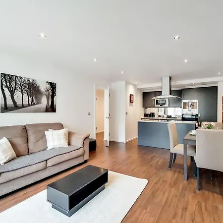 Fully Serviced Two Bed Apartment By Excel & O2 London Exterior photo