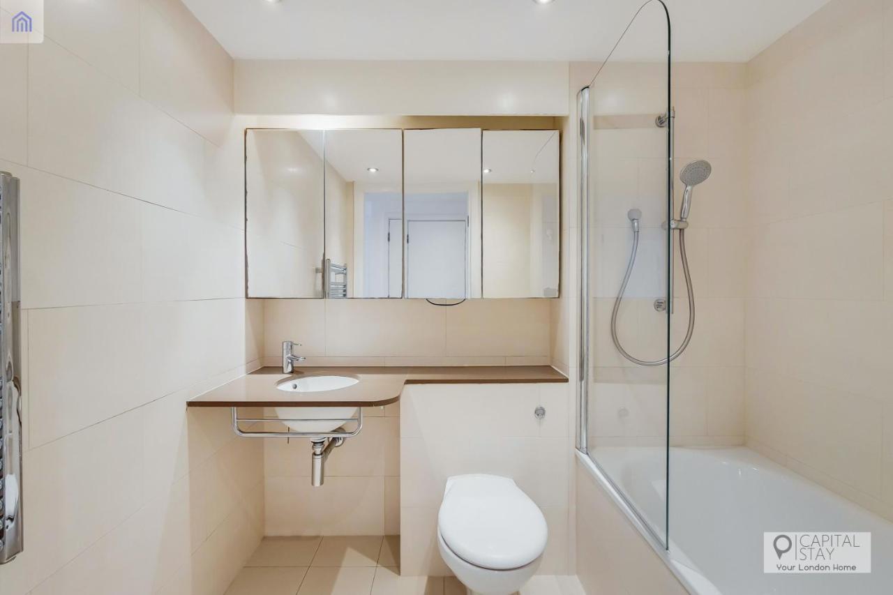 Fully Serviced Two Bed By Excel & O2 *